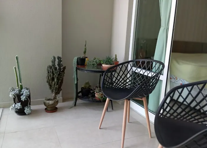 Apartamento 2 Quartos Mobiliado Em Barro Vermelho Vitoria Es