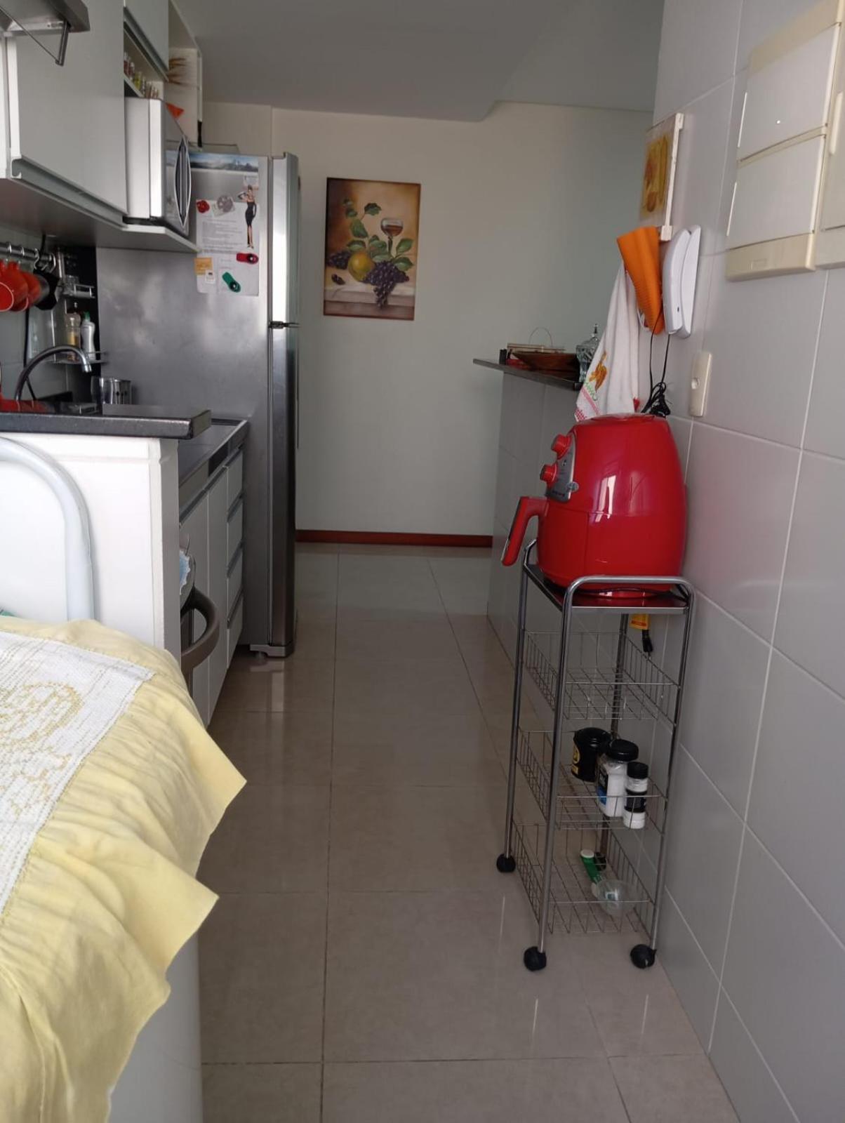 2 Quartos Mobiliado Em Barro Vermelho Es