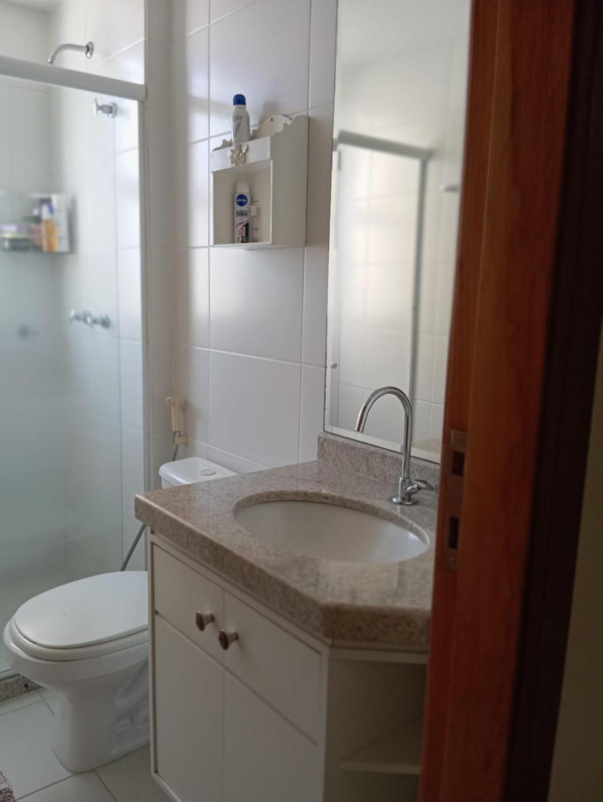 2 Quartos Mobiliado Em Barro Vermelho Es *
